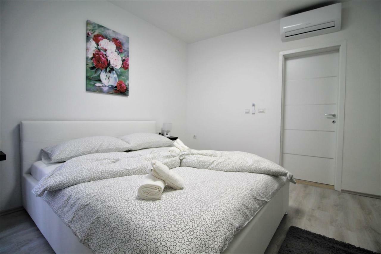 Arbel Apartments Poreč Exterior foto